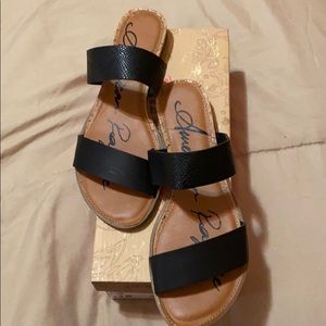 Size 5.5 black double strap slides